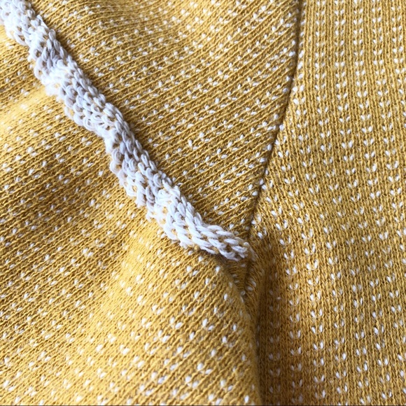 THML Short Sleeve Knit Top sz M - Picture 7 of 7